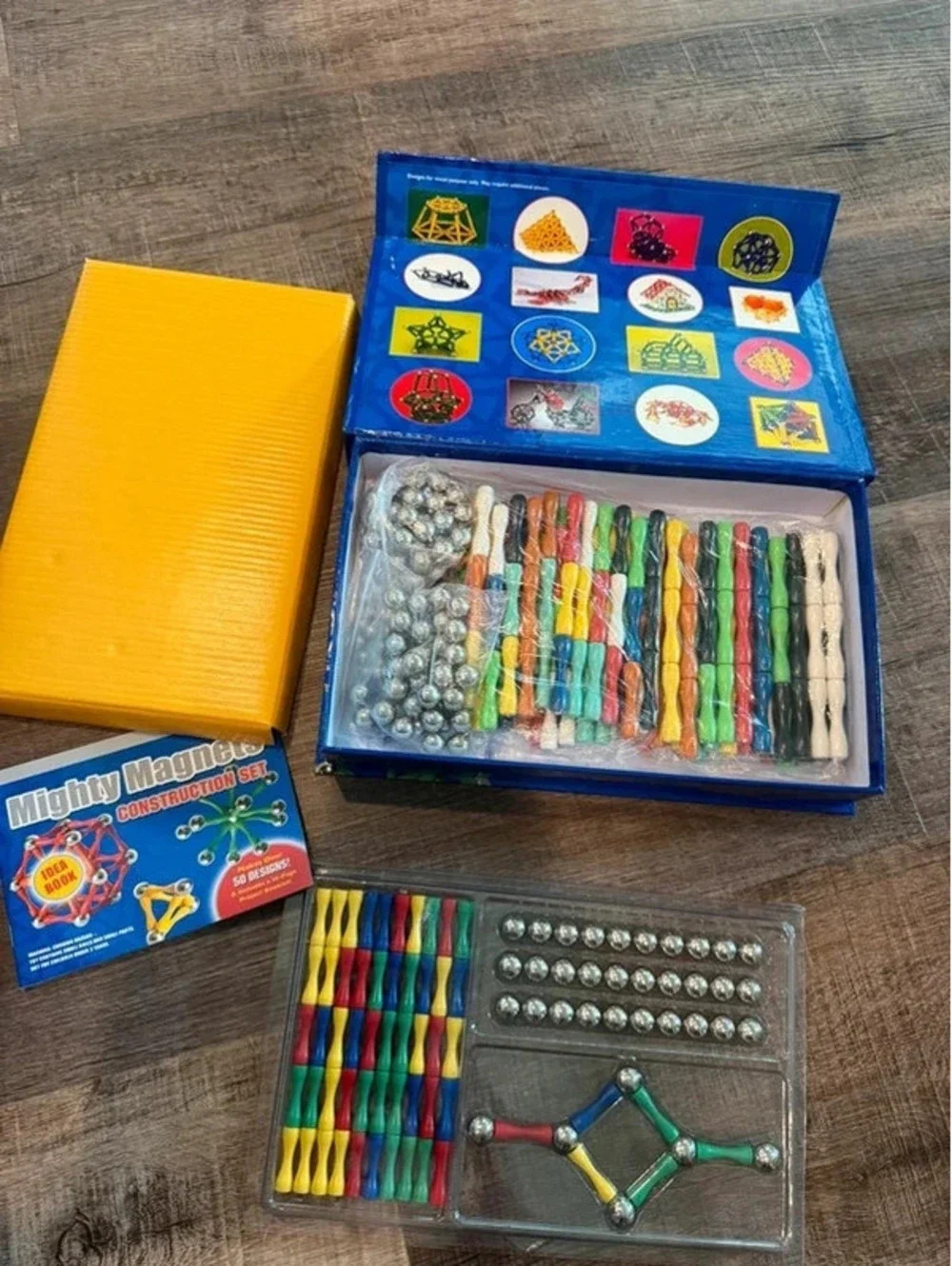 Mighty Magnets 92 Piece Construction Set Vintage Magnetic Building Toy 2005